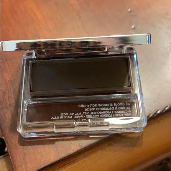 Clinique eyeshadow - Picture 4 of 5